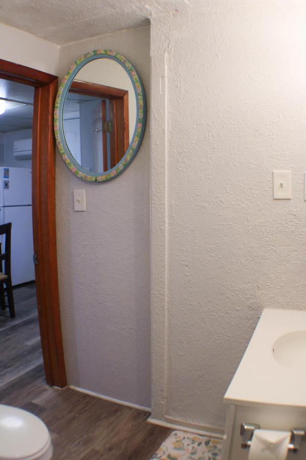 California Ave - 2 Bedroom - Home Away From Home! Pittsburgh Exterior foto